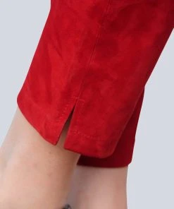 Alba Moda Lederhose In Rot -Stockerpoint Verkaufsgeschäft alba moda lederhose in rot 6 scaled