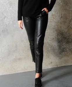 Alba Moda Lederhose In Schwarz 11 Alba Moda Lederhose In Schwarz -Stockerpoint Verkaufsgeschäft alba moda lederhose in schwarz 3 scaled