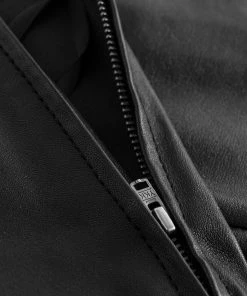 BTFCPH Lederhose NEWalma In Schwarz -Stockerpoint Verkaufsgeschäft btfcph lederhose newalma in schwarz 6 scaled