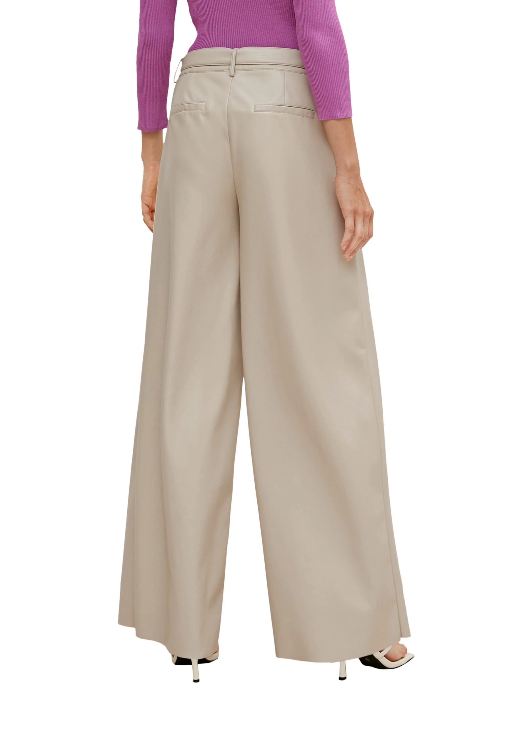 Comma Kunstleder-Hose Beige 4 Comma Kunstleder-Hose Beige – Bild 2