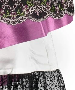 Dirndl Couture By Astrid Söll Dirndl "Frühlingstraum" In Schwarz/ Lila 9 Dirndl Couture By Astrid Söll Dirndl "Frühlingstraum" In Schwarz/ Lila -Stockerpoint Verkaufsgeschäft dirndl couture by astrid soll dirndl fruhlingstraum in schwarz lila 3