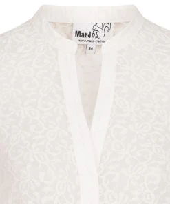 MarJo Dirndlbluse In Weiß -Stockerpoint Verkaufsgeschäft marjo dirndlbluse in weiss 10
