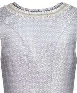 MarJo Midi Dirndl In Silber 11 MarJo Midi Dirndl In Silber -Stockerpoint Verkaufsgeschäft marjo midi dirndl in silber 3