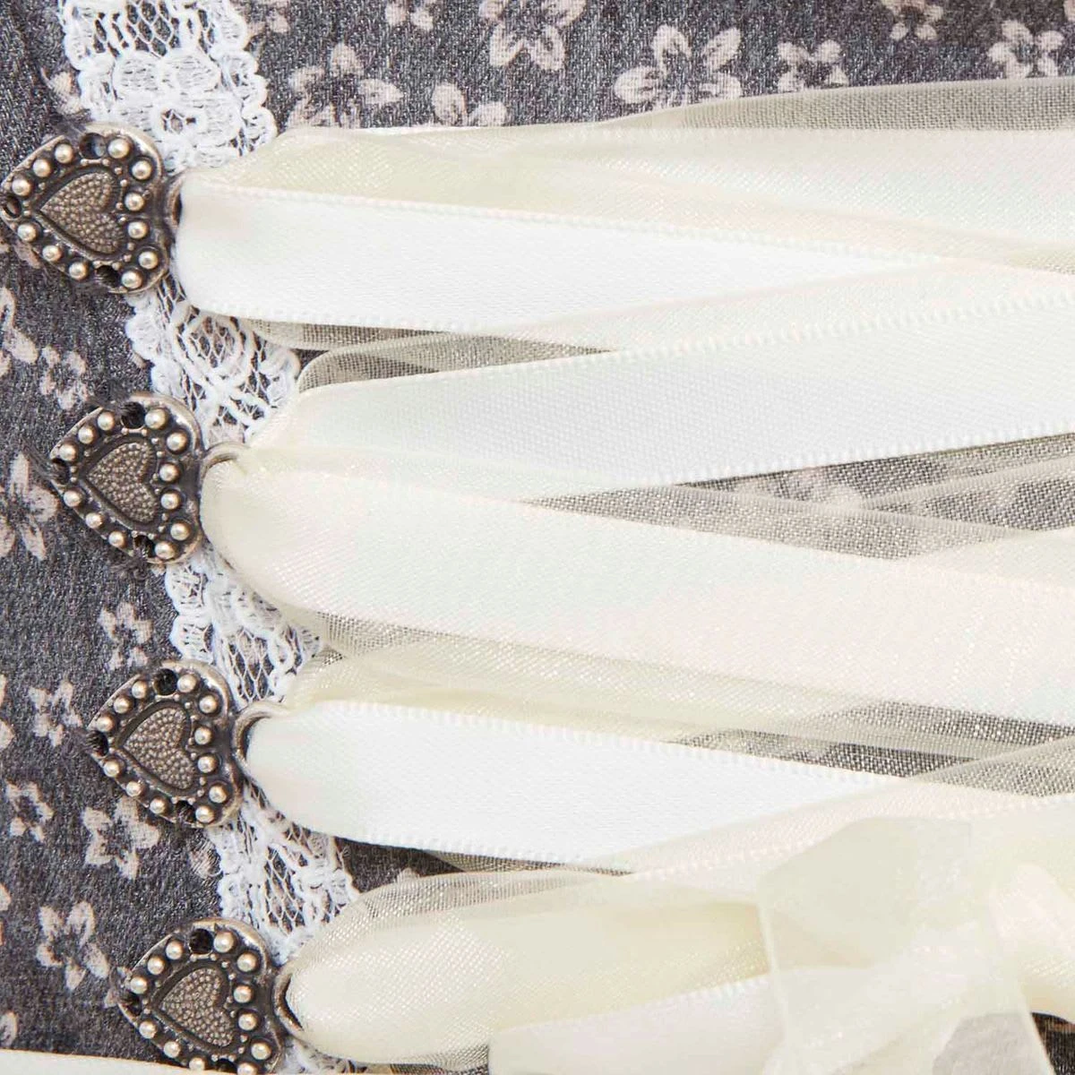 MarJo Mini Dirndl In Grau 6 MarJo Mini Dirndl In Grau – Bild 4