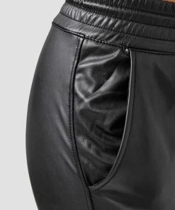 Newplay Leder Optik Stretch Hose Beschichtet Coated Jogger Pants Gefüttert In Schwarz -Stockerpoint Verkaufsgeschäft newplay leder optik stretch hose beschichtet coated jogger pants gefuttert in schwarz 2