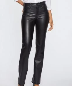 NYDJ Hose Marilyn Straight In Schwarz -Stockerpoint Verkaufsgeschäft nydj hose marilyn straight in schwarz 1 scaled