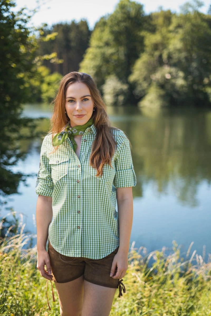 OS-Trachten Trachtenbluse Fronix In Giftgrün 9 OS-Trachten Trachtenbluse Fronix In Giftgrün – Bild 7