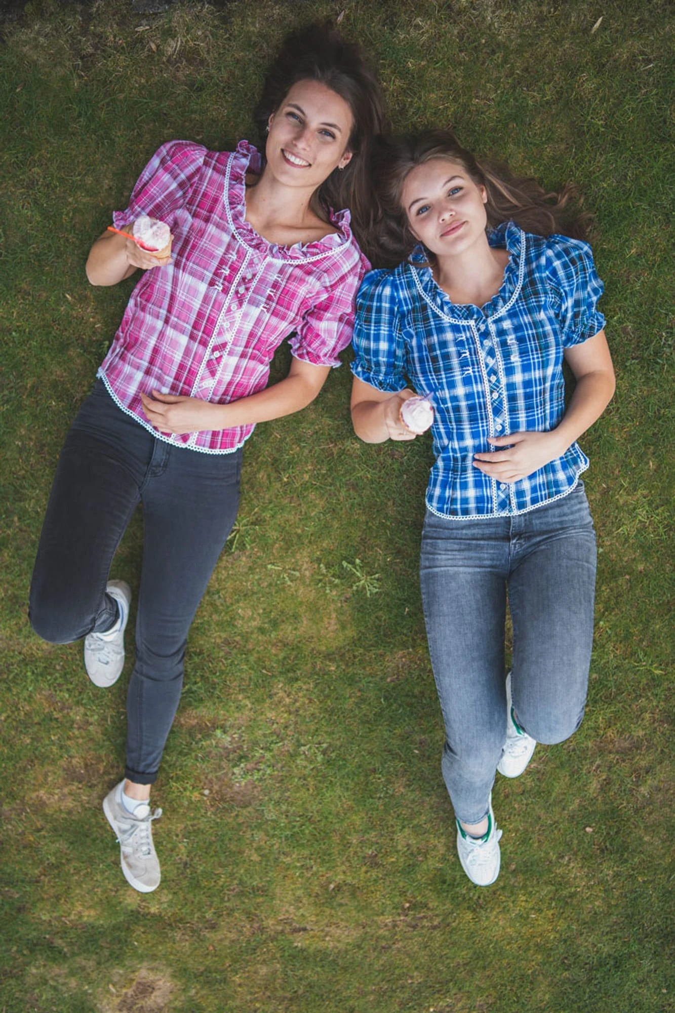 OS-Trachten Trachtenbluse Smussu In Kornblau 7 OS-Trachten Trachtenbluse Smussu In Kornblau – Bild 5