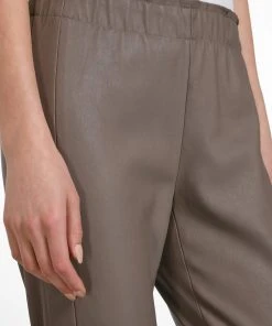 Peter Hahn Lederhose Leather In Greige 13 Peter Hahn Lederhose Leather In Greige -Stockerpoint Verkaufsgeschäft peter hahn lederhose leather in greige 5 scaled