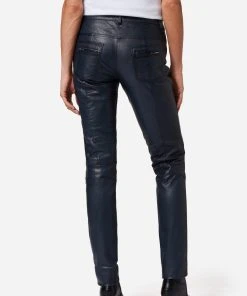 RICANO Lederhose Donna II In Blau 10 RICANO Lederhose Donna II In Blau -Stockerpoint Verkaufsgeschäft ricano lederhose donna ii in blau 2 scaled