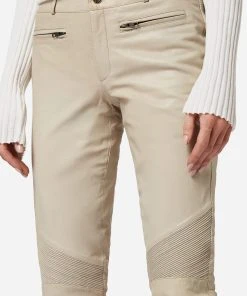 RICANO Lederhose Donna In Weiß -Stockerpoint Verkaufsgeschäft ricano lederhose donna in weiss 3 scaled
