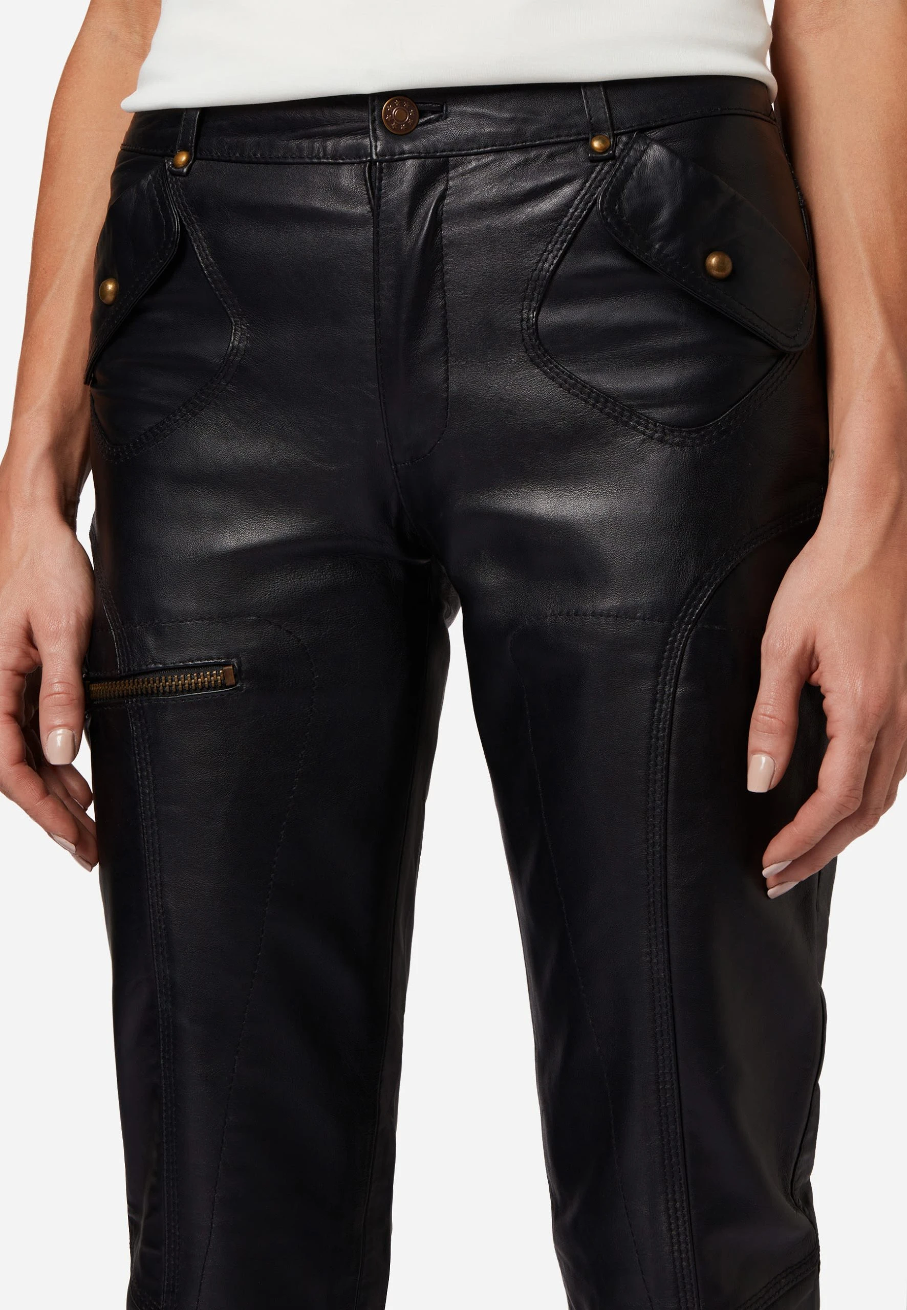 RICANO Lederhose Inspirit In Schwarz 6 RICANO Lederhose Inspirit In Schwarz – Bild 4
