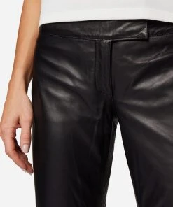 RICANO Lederhose Low Cut 2 In Schwarz 11 RICANO Lederhose Low Cut 2 In Schwarz -Stockerpoint Verkaufsgeschäft ricano lederhose low cut 2 in schwarz 3 scaled