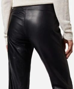 RICANO Lederhose Low Cut In Schwarz 11 RICANO Lederhose Low Cut In Schwarz -Stockerpoint Verkaufsgeschäft ricano lederhose low cut in schwarz 3 scaled
