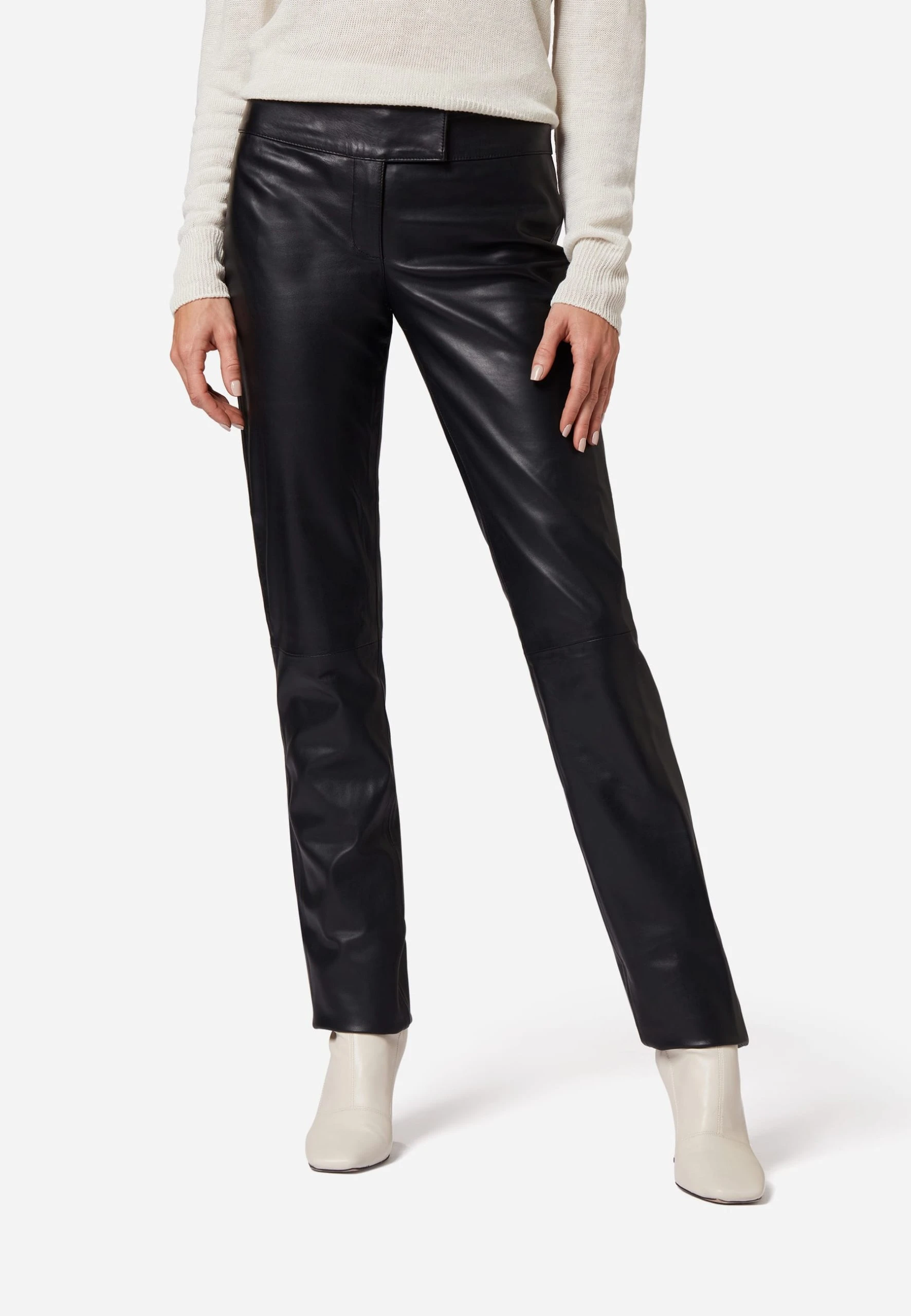 RICANO Lederhose Low Cut In Schwarz 3 RICANO Lederhose Low Cut In Schwarz