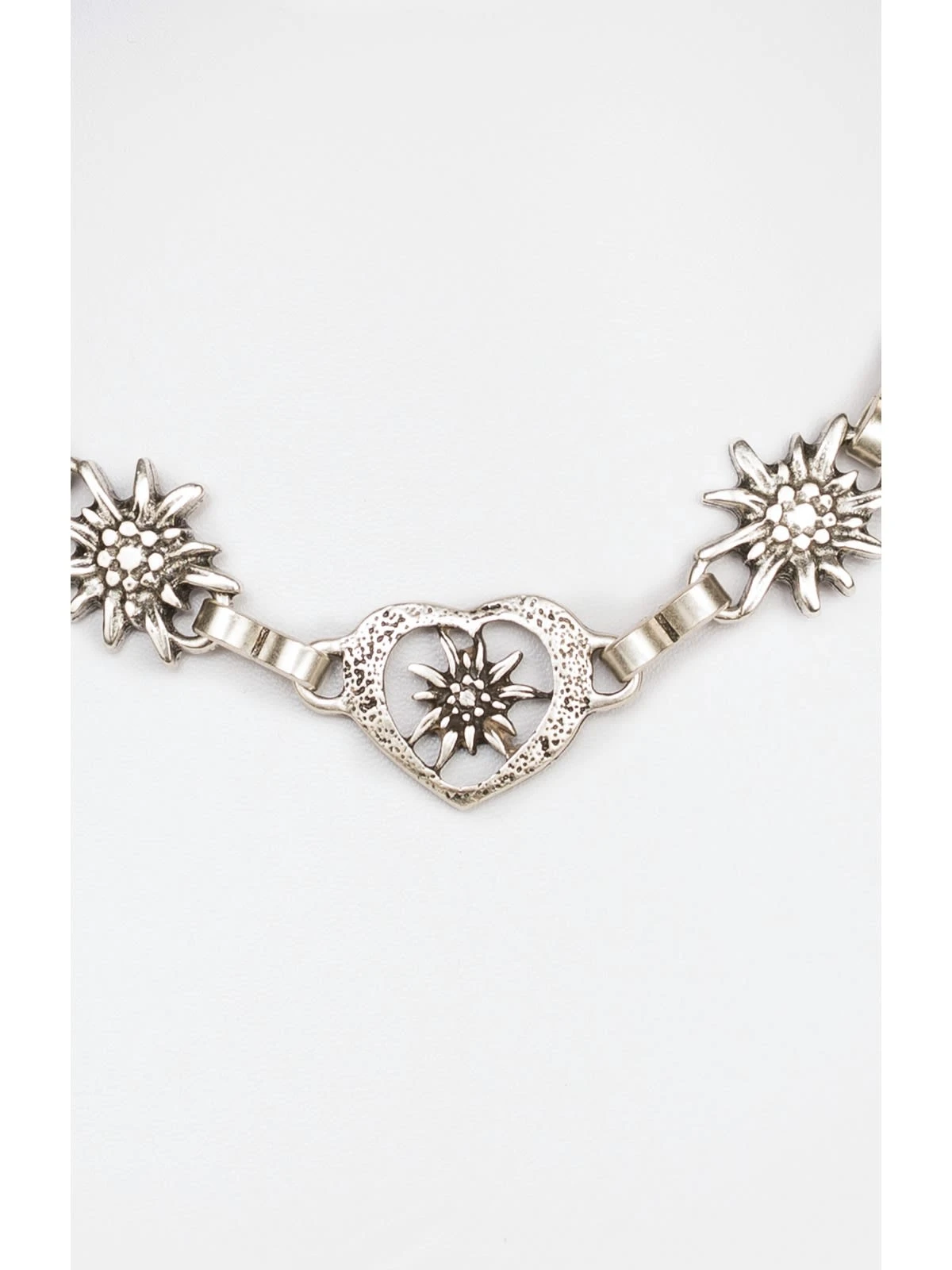 Schuhmacher Kordelkette K7002 Herz Und Edelweiss Beige 3 Schuhmacher Kordelkette K7002 Herz Und Edelweiss Beige