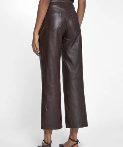 St. Emile Lederhose Leather In Braun -Stockerpoint Verkaufsgeschäft st emile lederhose leather in braun 2 scaled