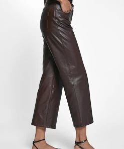 St. Emile Lederhose Leather In Braun -Stockerpoint Verkaufsgeschäft st emile lederhose leather in braun 4 scaled