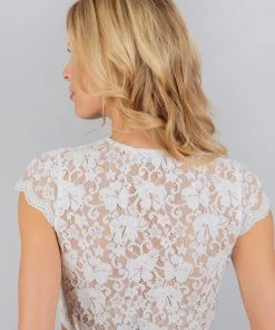 Stockerpoint Bluse "Brianna" In Creme 9 Stockerpoint Bluse "Brianna" In Creme -Stockerpoint Verkaufsgeschäft stockerpoint bluse brianna in creme 2 scaled