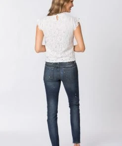 Stockerpoint Bluse "Isa" In Weiss -Stockerpoint Verkaufsgeschäft stockerpoint bluse isa in weiss 2 scaled