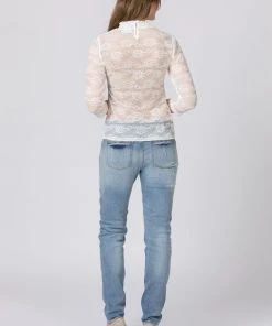 Stockerpoint Bluse "Molly" In Creme -Stockerpoint Verkaufsgeschäft stockerpoint bluse molly in creme 3 scaled