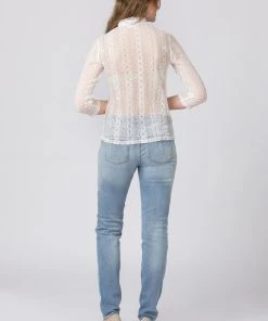 Stockerpoint Bluse "Nediva" In Creme -Stockerpoint Verkaufsgeschäft stockerpoint bluse nediva in creme 2 scaled