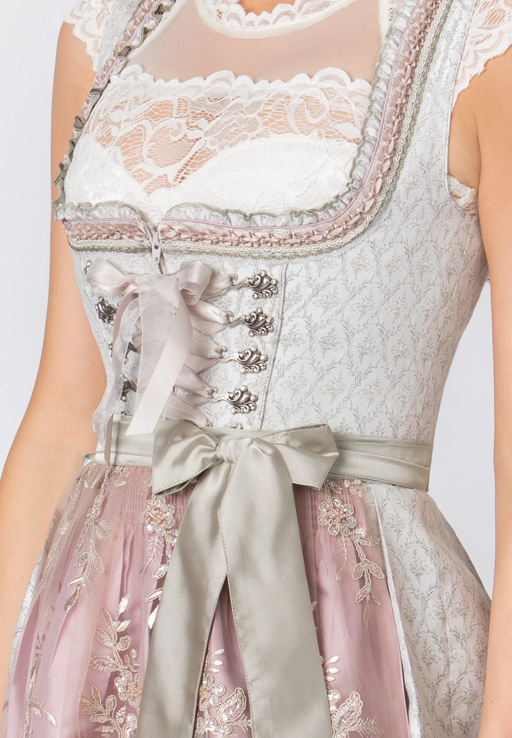 Stockerpoint Langes Dirndl "Amelie" In Rose 8 Stockerpoint Langes Dirndl "Amelie" In Rose – Bild 6