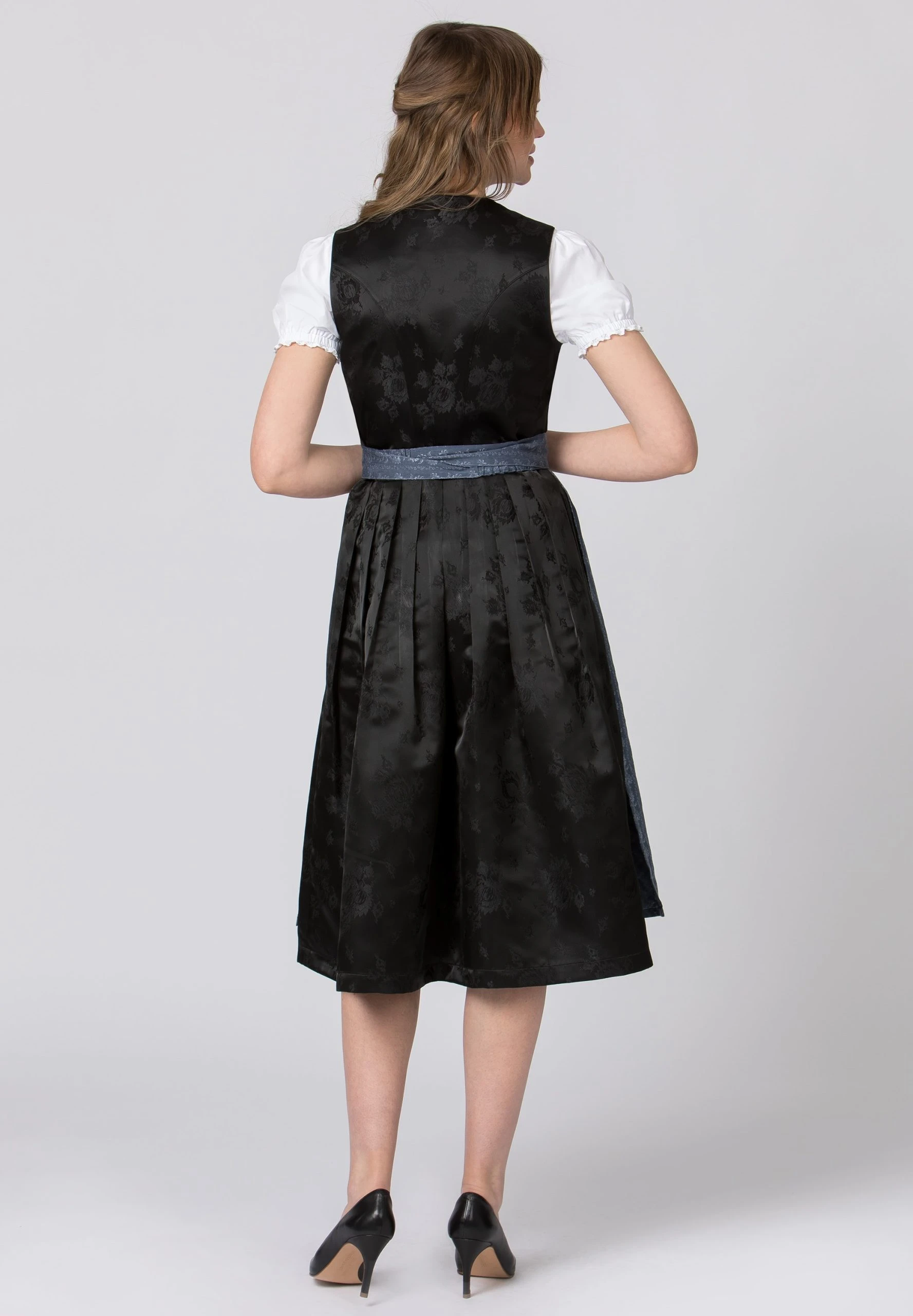 Stockerpoint Langes Dirndl "Daphne" In Schwarz 6 Stockerpoint Langes Dirndl "Daphne" In Schwarz – Bild 4