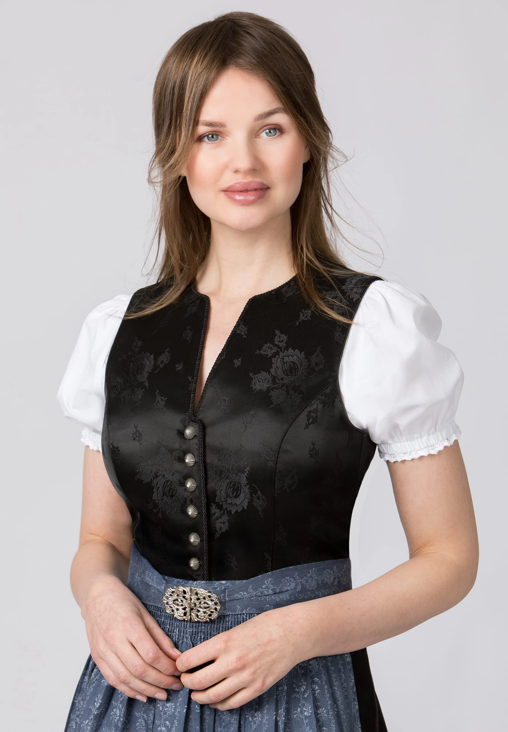 Stockerpoint Langes Dirndl "Daphne" In Schwarz 8 Stockerpoint Langes Dirndl "Daphne" In Schwarz – Bild 6