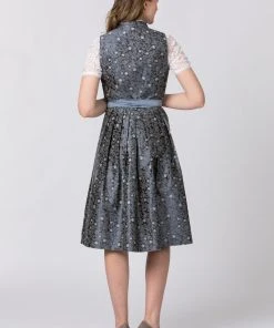 Stockerpoint Langes Dirndl "Kalea" In Blau -Stockerpoint Verkaufsgeschäft stockerpoint langes dirndl kalea in blau 2 scaled