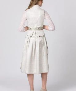 Stockerpoint Langes Dirndl "Livinia" In Taupe 10 Stockerpoint Langes Dirndl "Livinia" In Taupe -Stockerpoint Verkaufsgeschäft stockerpoint langes dirndl livinia in taupe 2 scaled