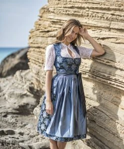 Stockerpoint Langes Dirndl "Willow" In Blau -Stockerpoint Verkaufsgeschäft stockerpoint langes dirndl willow in blau 6 scaled