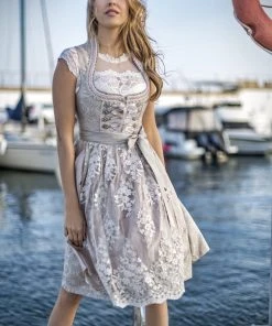 Stockerpoint Midi Dirndl "Gabrielle" In Creme -Stockerpoint Verkaufsgeschäft stockerpoint midi dirndl gabrielle in creme 6 scaled