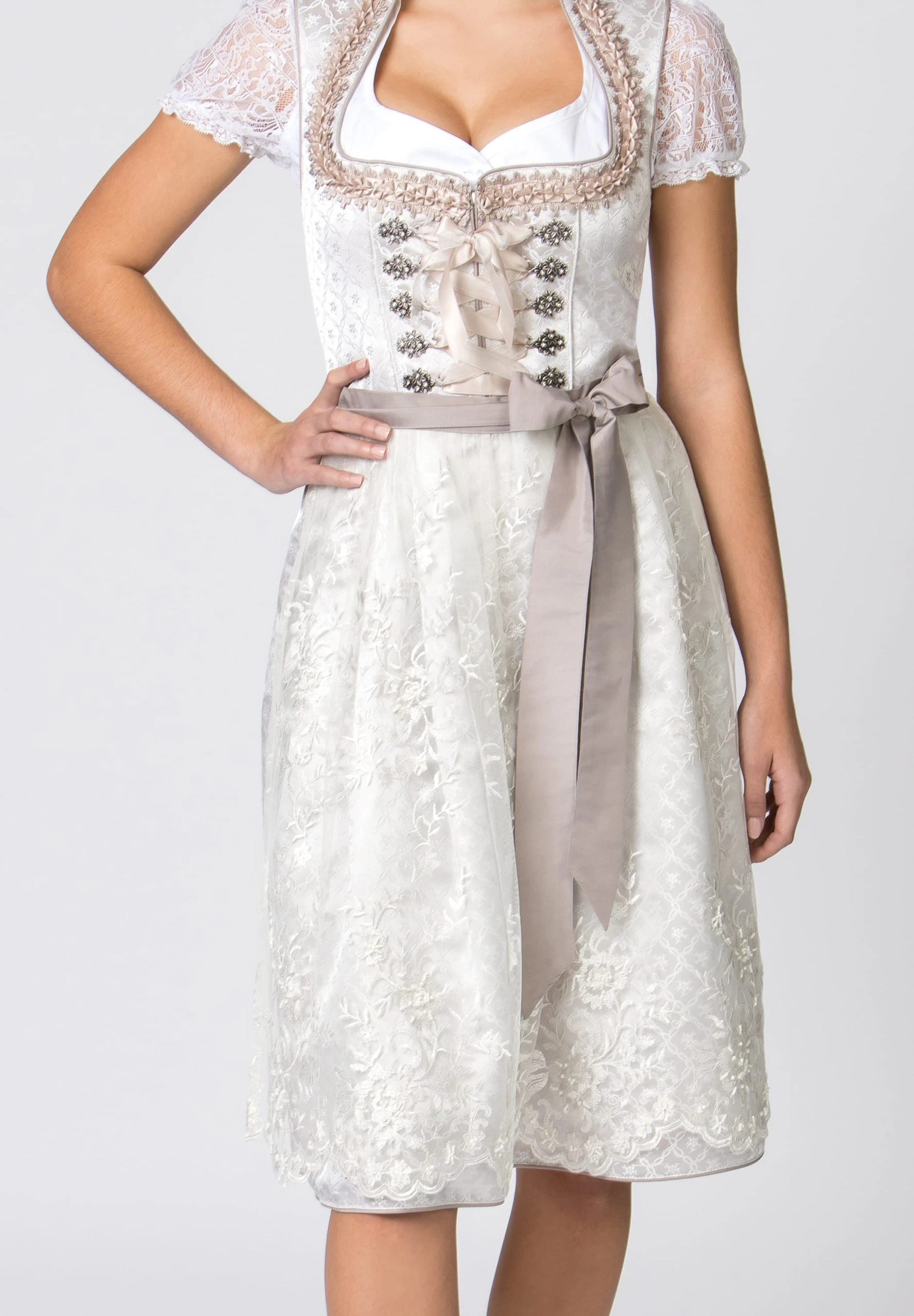 Stockerpoint Midi Dirndl "Xenia" In Creme 5 Stockerpoint Midi Dirndl "Xenia" In Creme – Bild 3