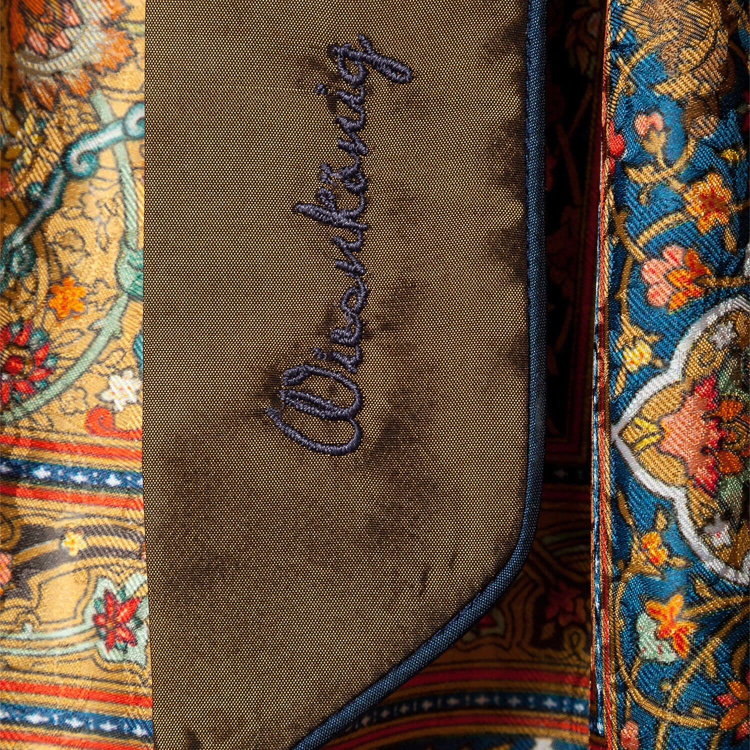 Wiesnkönig Dirndl Mattea In Marine 5 Wiesnkönig Dirndl Mattea In Marine – Bild 3